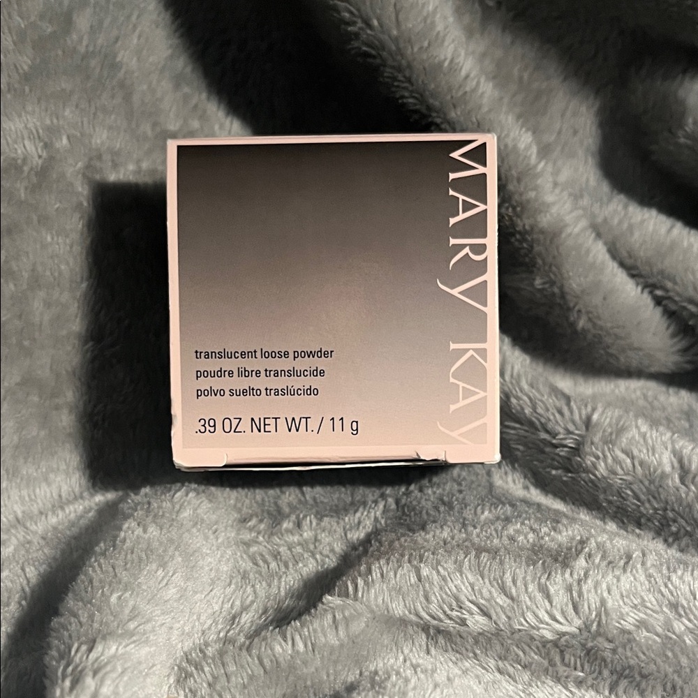 Mary Kay Translucent Loose Powder - Soft Pink